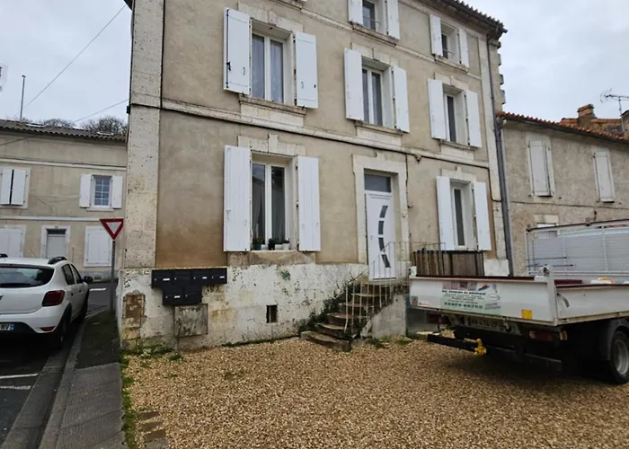 Apartamento La Famille 1 Angulema